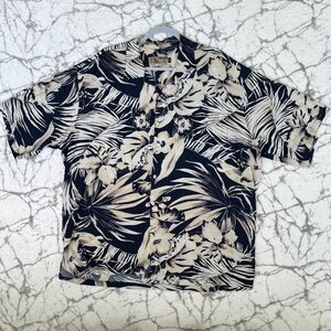 TORI RICHARD Hawaiian Shirt Men's XL Aloha Black Cream Floral Lightweight Chaka